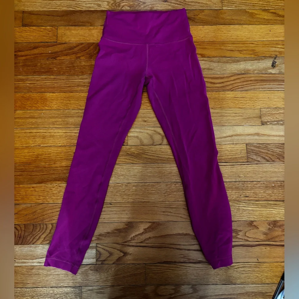 Lululemon Ripened Raspberry Align Leggings - Picture 2 of 3